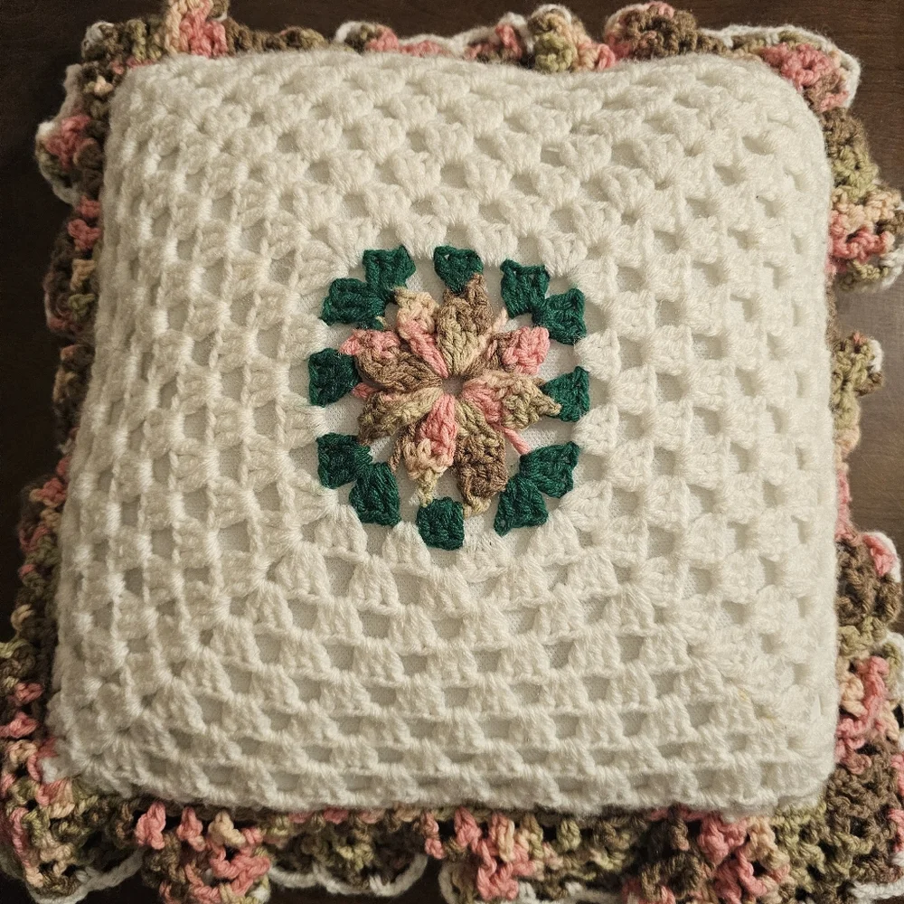 Crocheted Ruffle Throw Accent Pillow Vintage Floral Romantic Bedroom Decor